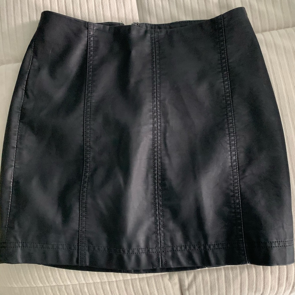 Size 2 Black Leather Free People Skirt